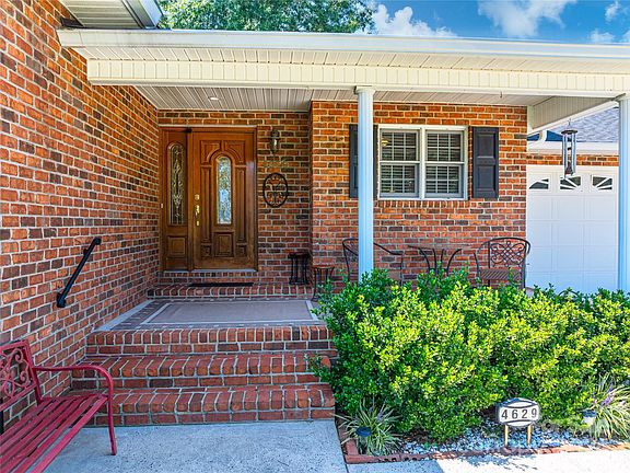 3rd image of 4629 Plantation Dr