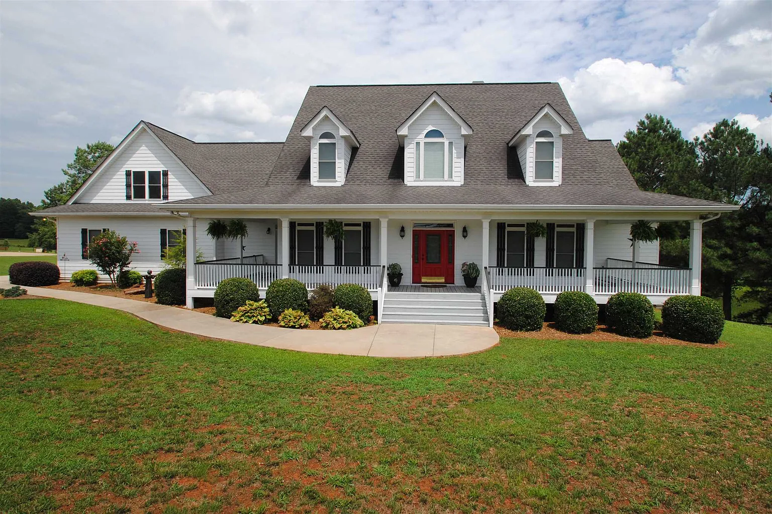 134 Benton Rd photo 1