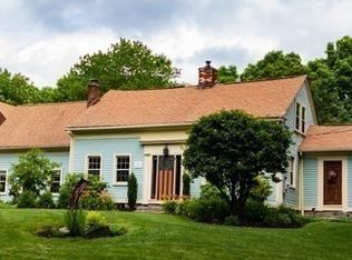 82 Chestnut Hill Rd, Millville, MA 01529