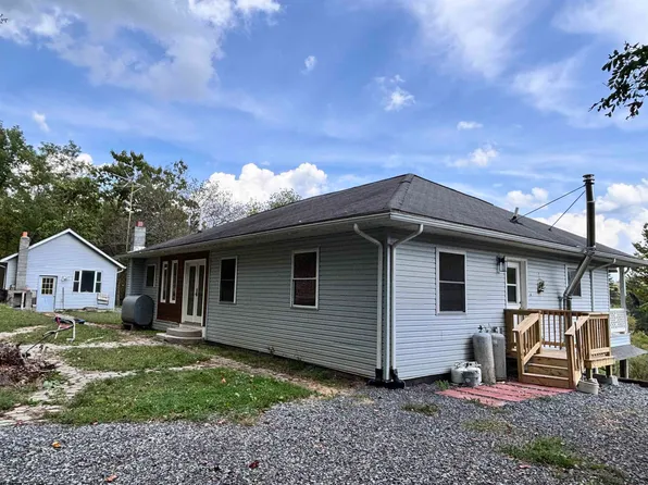 2253 Porterfield Rd, Philippi, WV 26416