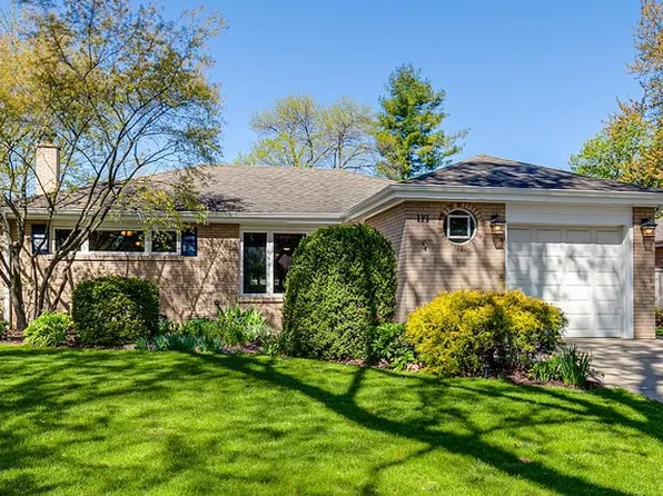 114 N Elm St, Mount Prospect, IL 60056