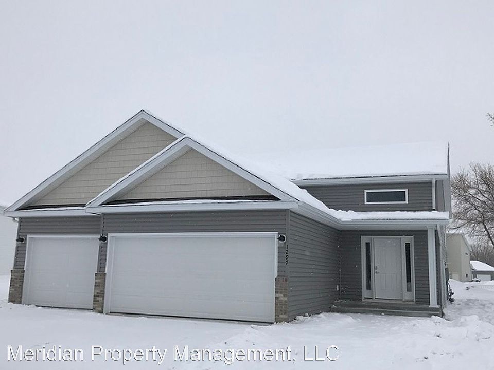 1297 Goldenwood Dr, West Fargo, ND 58078 Zillow