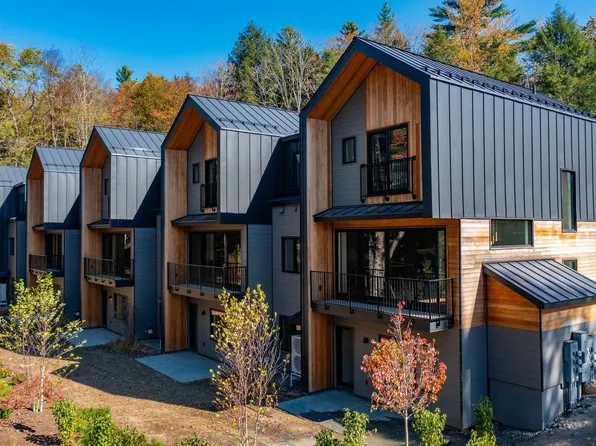 87E Slate Hill Road #1, Stowe, VT 05672