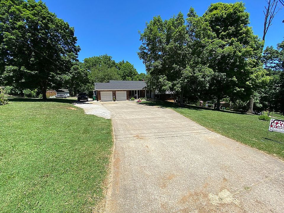 1st image of 133 Creekview Ct