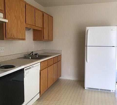 3rd image of 3506 Littleleaf Dr