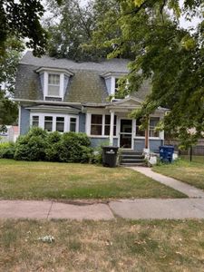 709 E 5th Ave, Mitchell, SD, 57301