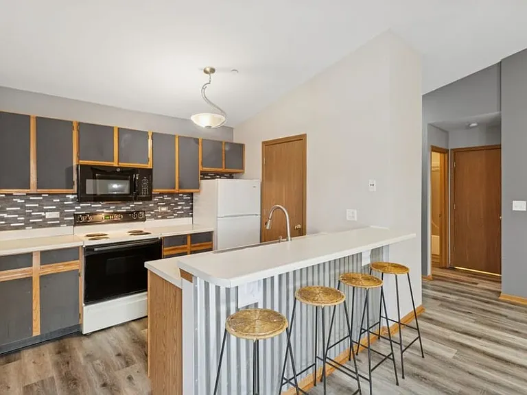 1351 Cunat Ct #3C — Photo 5