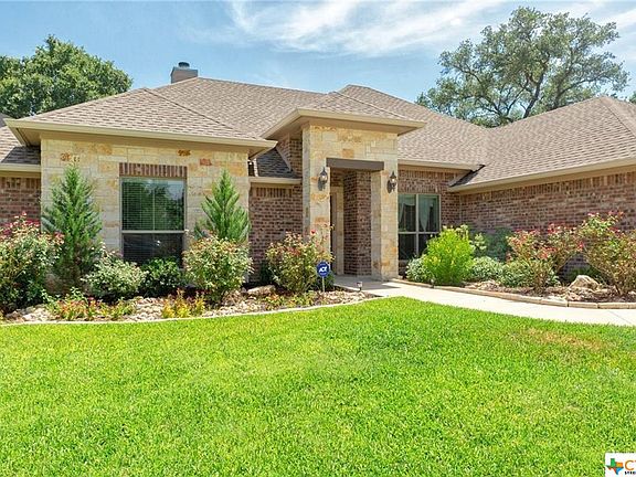 3rd image of 1811 Dancing Oaks Ct