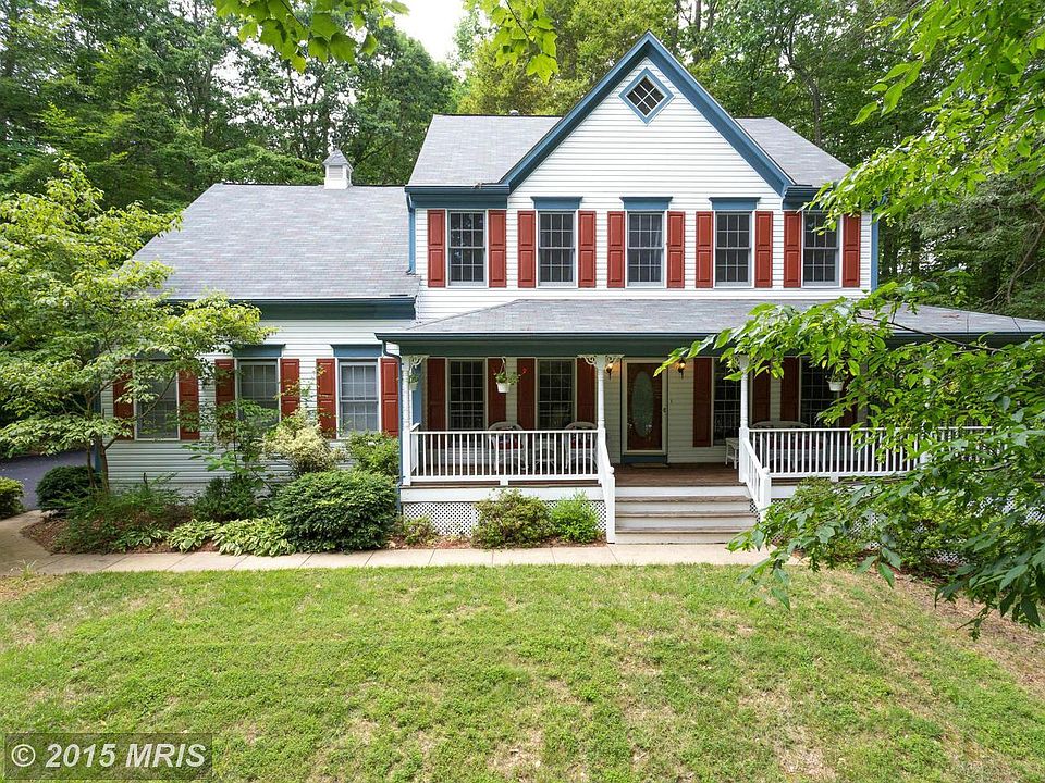 1st image of 13800 Holly Forest Dr