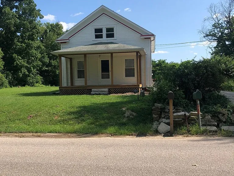 1612 E Matlock Rd — Photo 1