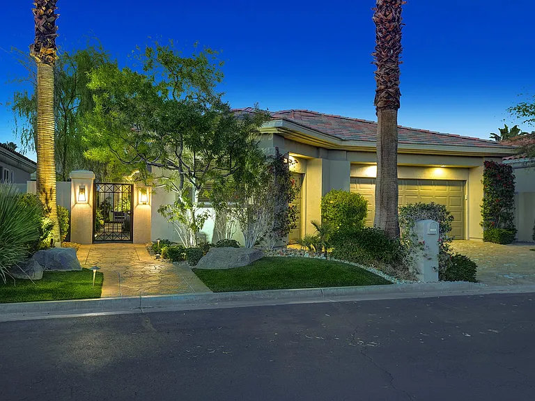 210 Gold Canyon Dr — Photo 90