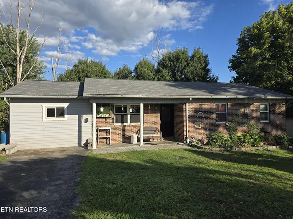 1422 Peach St, White Pine, TN 37890