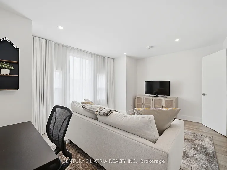 412 Delaware Ave #2 — Photo 10