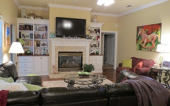 4th image of 1239 Conservancy Dr E