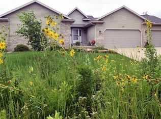 409 Concord Dr, Oregon, WI 53575
