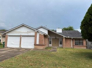 11323 Mulholland Dr, Stafford, TX 77477