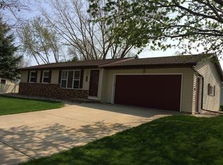 959 Aphrodite Rd, Green Bay, WI 54311