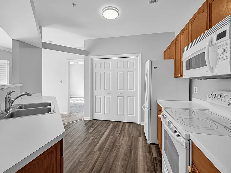 8206 Blue Heron Dr #2C — Photo 9