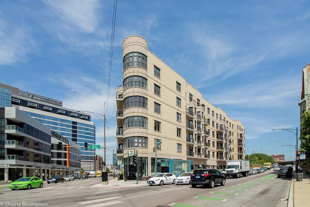 2 bed, 1250 sqft, $3,500 — Photo 1