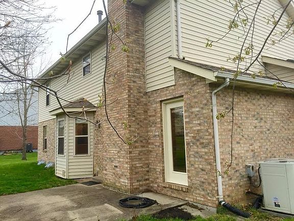 3rd image of 8049 W Gate Park