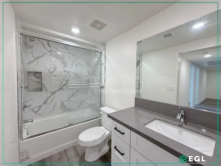 10505 Hawthorne — Photo 32