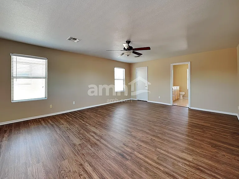 3279 S Bowman Rd — Photo 11