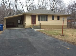 906 E Lacona Ave, Des Moines, IA 50315