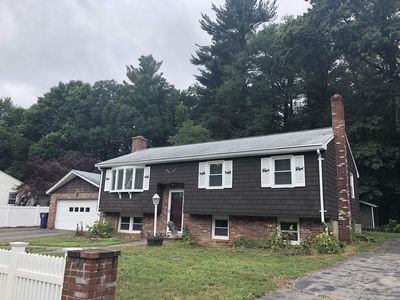 8 Meadow Rd, Medway, MA, 02053