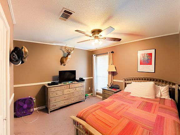 4th image of 31 Bayou Oaks Dr