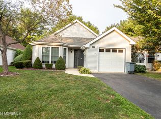 18 Jasmine Ln, Freehold, NJ 07728