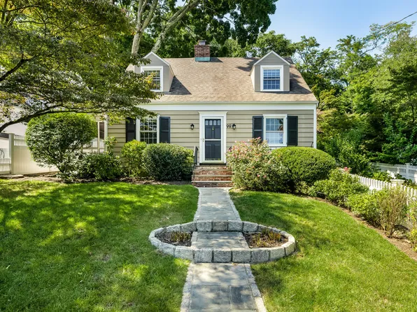 99 Gardiner Street, Darien, CT 06820