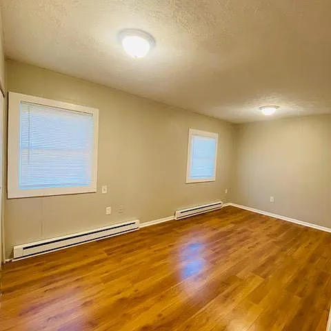 112 Blueview Dr SW — Photo 4