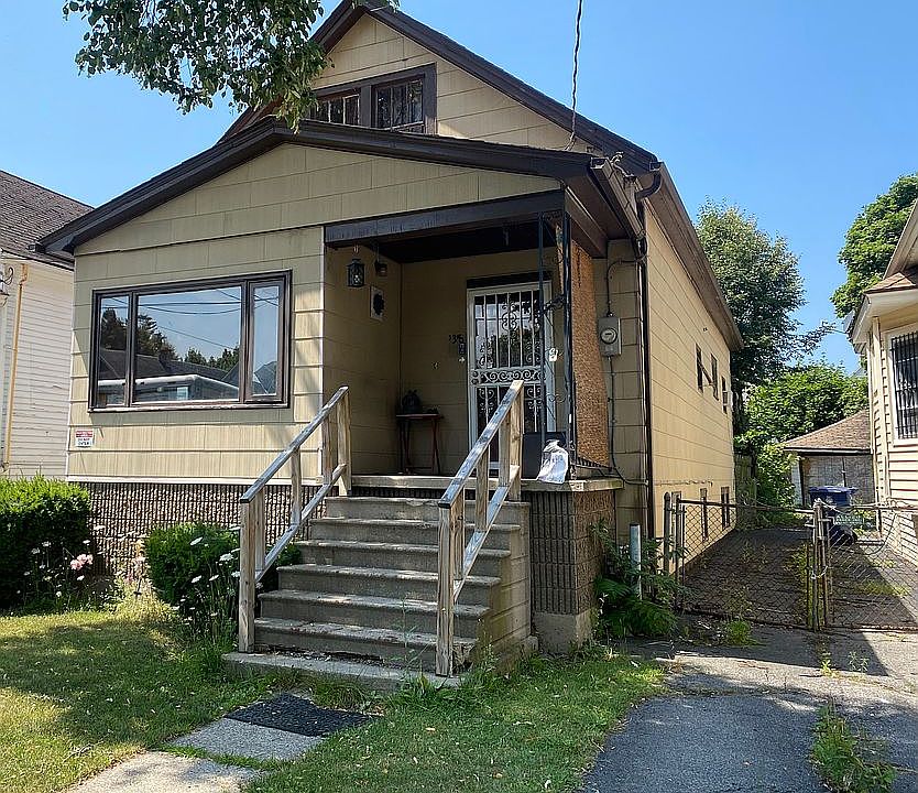 1st image of 138 Zelmer St