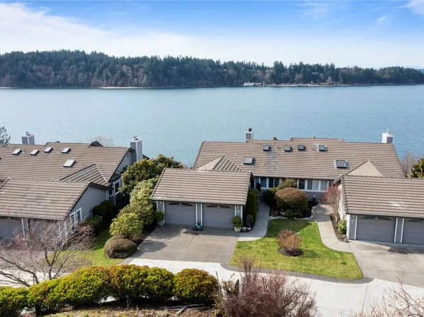 52 Chapman Loop #C, Steilacoom, WA 98388