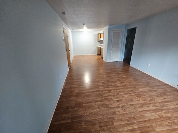 75 Scotch Pond Pl APT 21