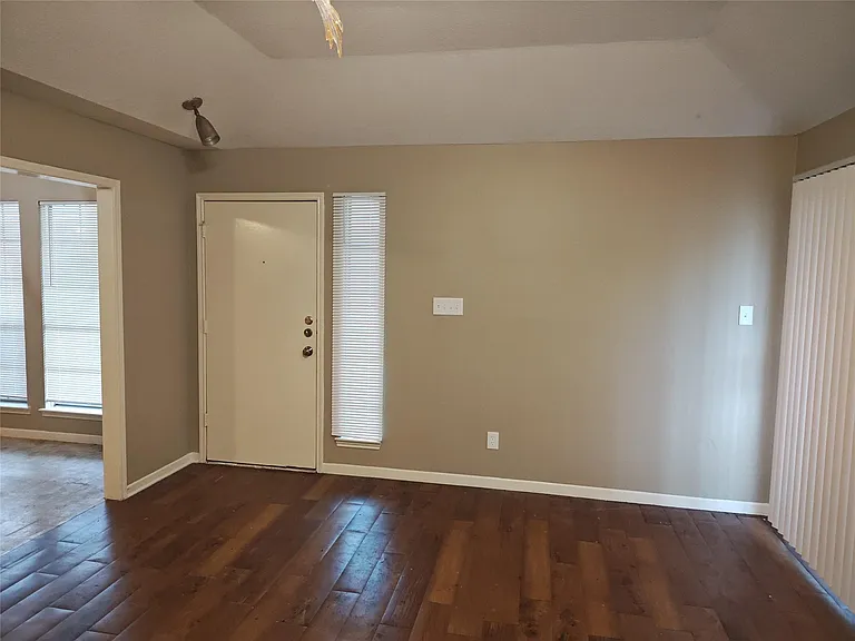 11514 Meadow Ln #D — Photo 20