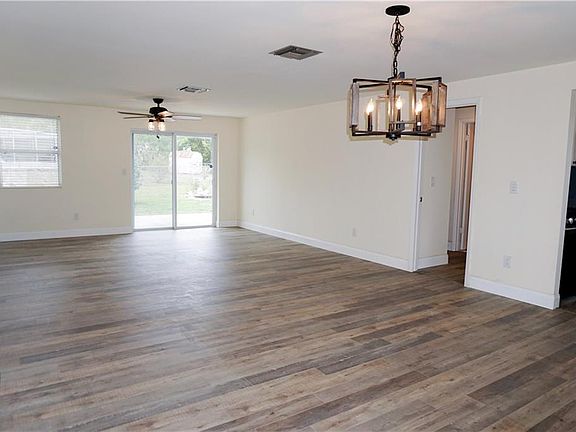 3rd image of 2632 Kimberly Dr