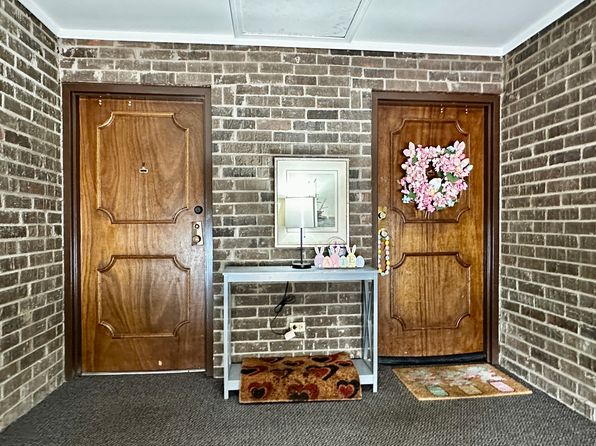 248 E Bailey Rd APT L, Naperville, IL 60565