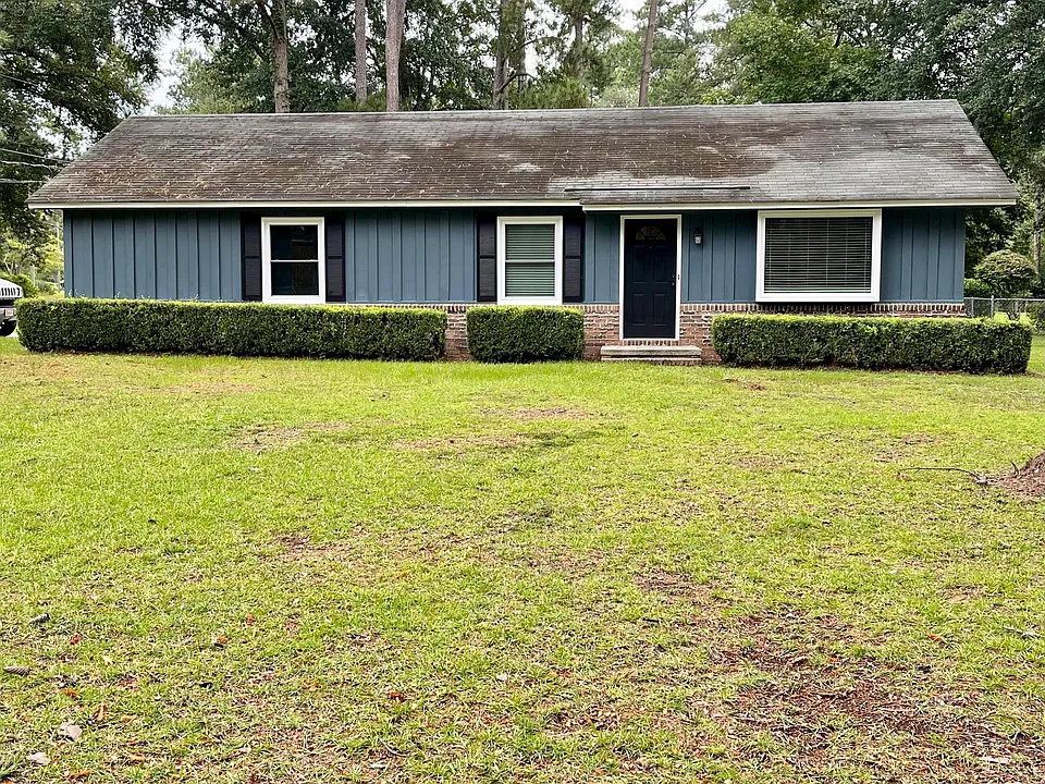 2113 Wimbledon Dr