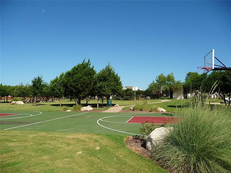 2716 Costa Azul Cv — Photo 37