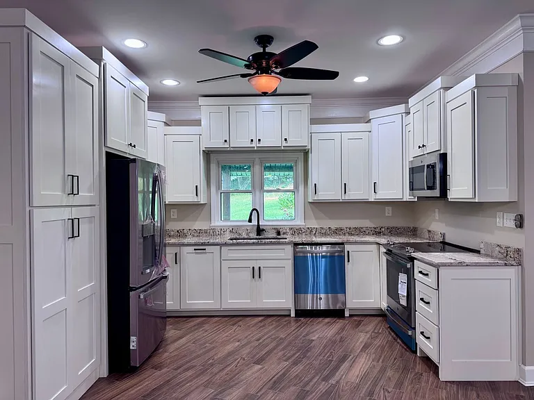 169 Gaines Rd NE — Photo 3