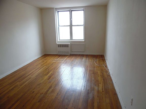 3rd image of 9430 60th Ave APT 1A