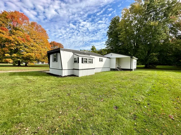 1181 Marshall Rd, Tekonsha, MI 49092