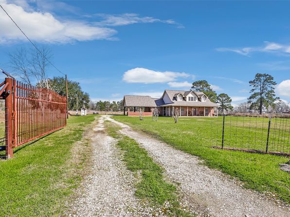 1619 County Road 612, Dayton, TX 77535