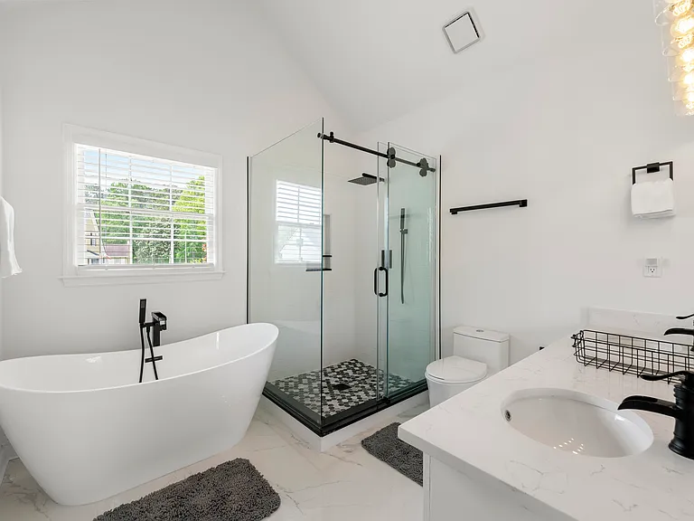 4115 Tanbark Dr NE — Photo 22