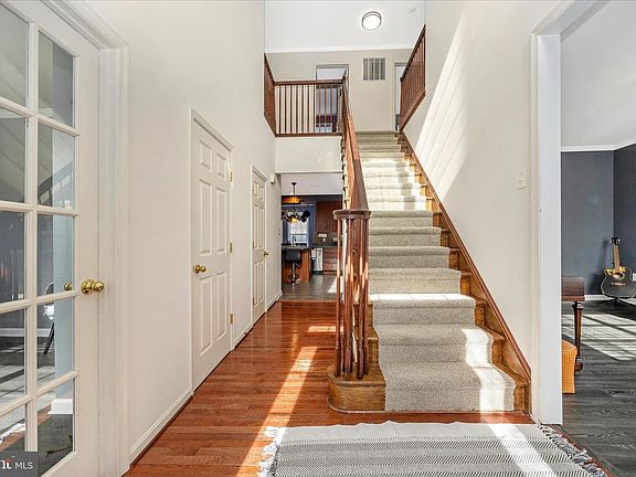 4th image of 1729 Conrads Ferry Dr