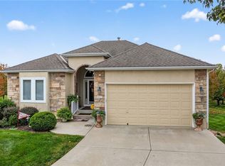 917 Soldier Ct, Lees Summit, MO 64082