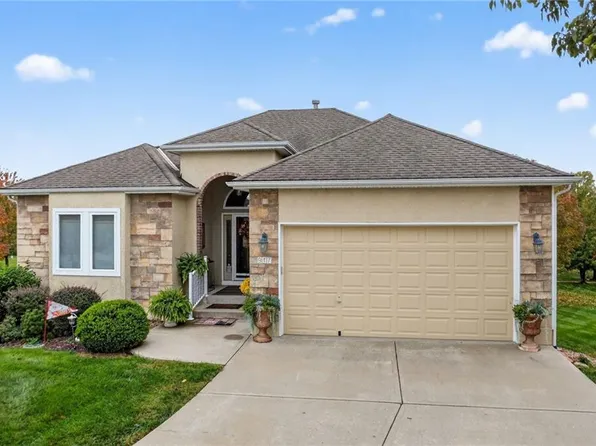 917 Soldier Ct, Lees Summit, MO 64082