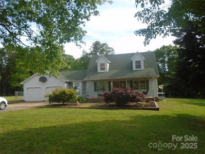 669 Loray Farm Rd, Dallas, NC, 28034