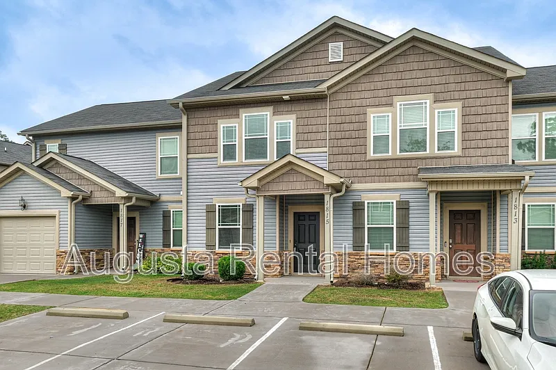 2 bed, 2.5 bath, 1162 sqft, $1,490 — Photo 3